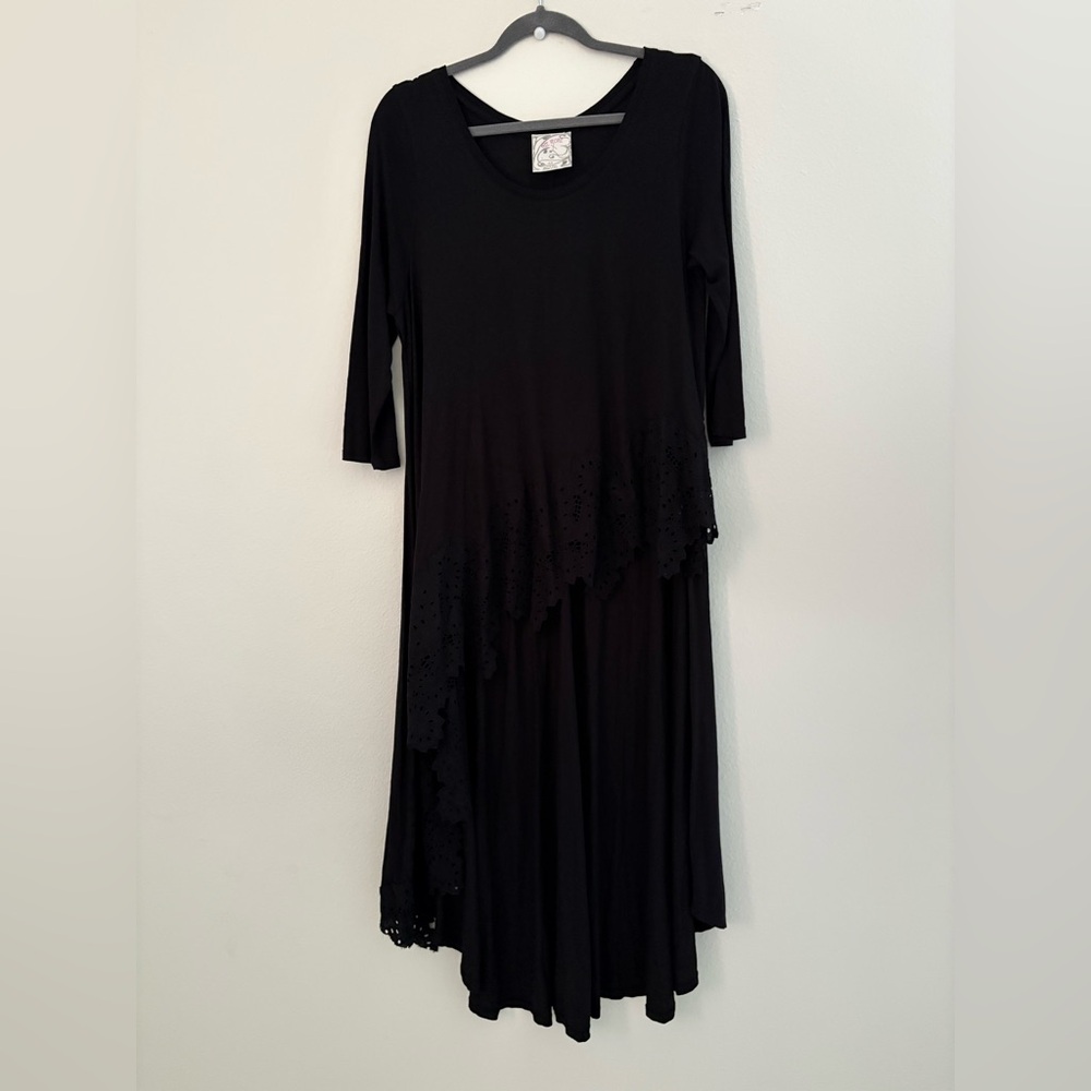 Free People Black High Low Top With Cut Out Detail Size M - Picture 3 of 10